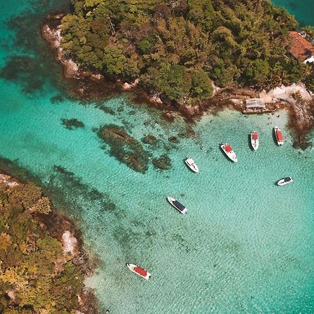 Coco Suites Abraão Exteriér fotografie